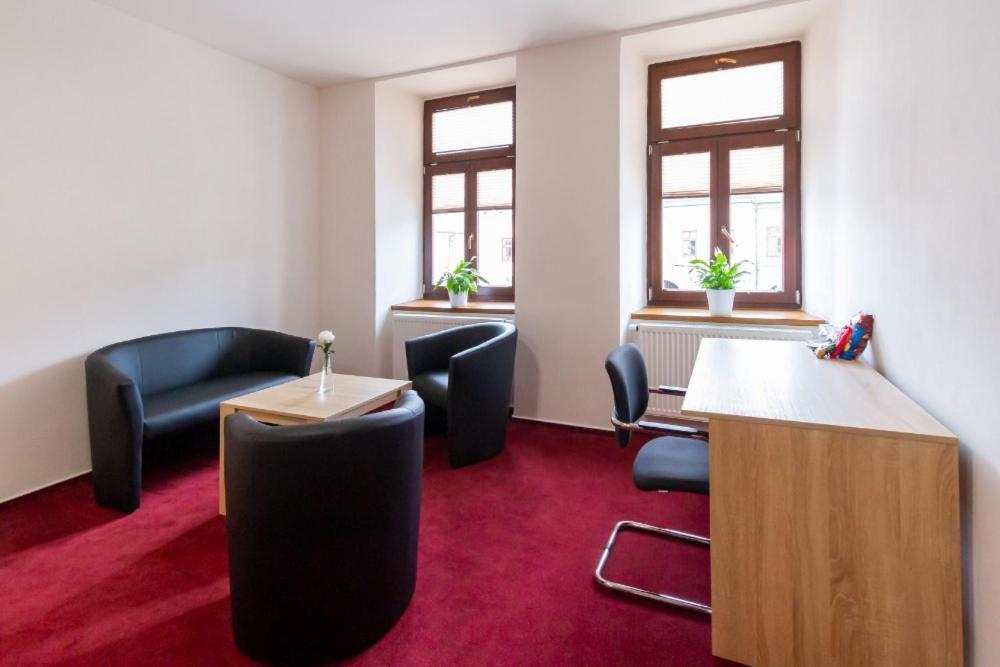 Hotel Ungar スヴィタヴィ エクステリア 写真